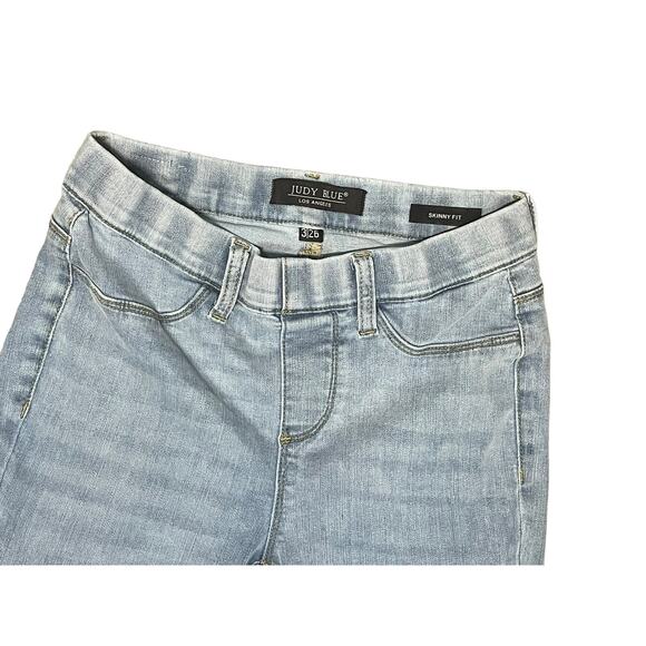 Judy Blue Jeans Women's Size 3/26 Skinny Fit Light Wash Denim Pull-On Stretch‎ - Picture 3 of 8